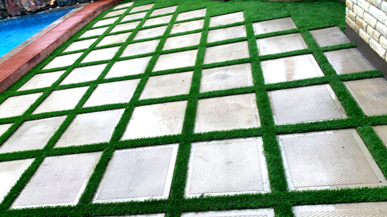 Synthetic Grass Interlock - Ottawa Landscaping